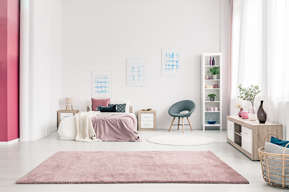 Pink Carpet for Light Gray Walls