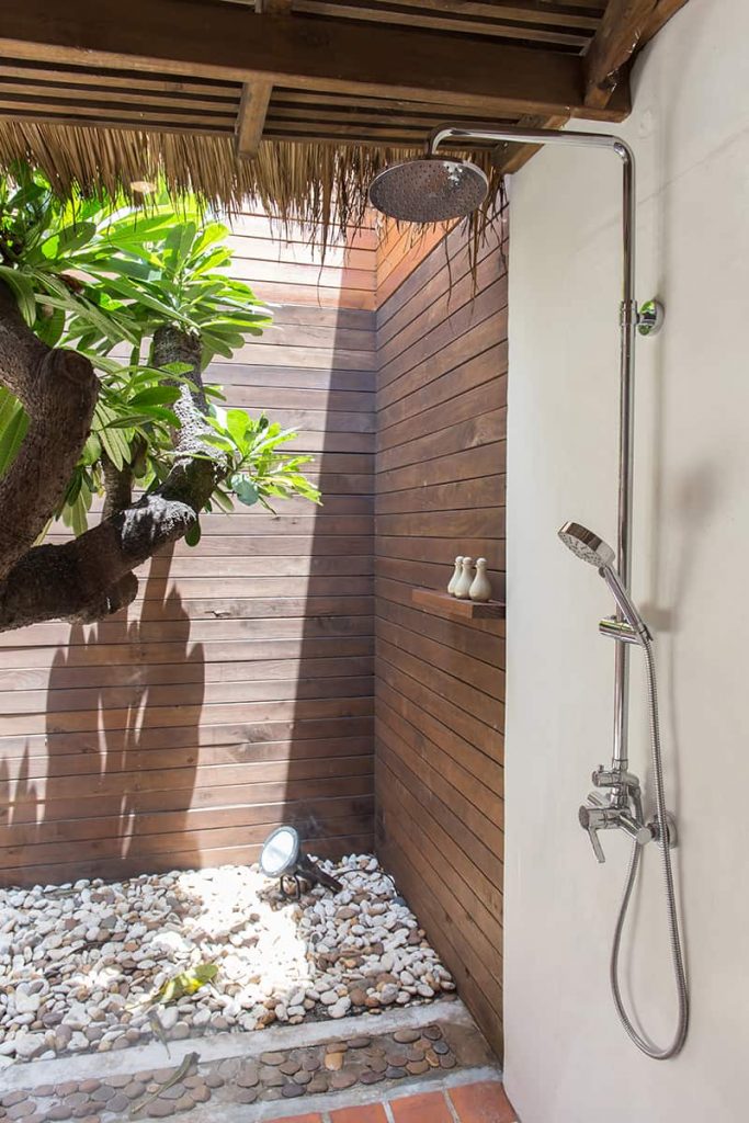 9 Outdoor Shower Floor Ideas For The Perfect Outdoor 9 Outdoor Shower Floor Ideas For The Perfect Outdoor