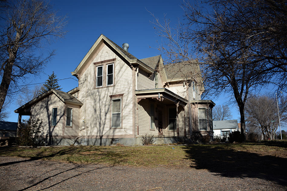 folk Victorian style house