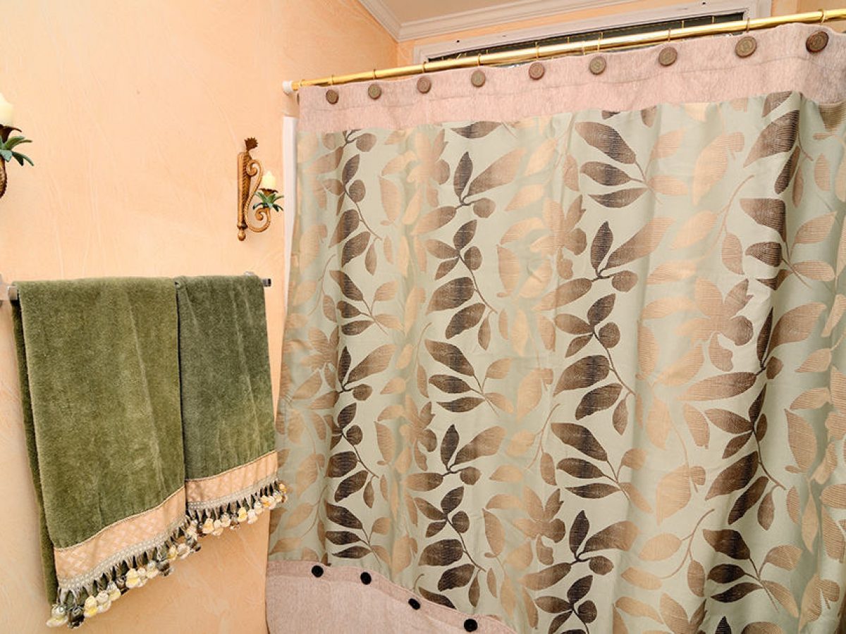 10 Shower Curtain Alternatives To Upgrade The Look Of Your Bathroom Homenish 10 Shower Curtain Alternatives To Upgrade The Look Of Your Bathroom Homenish