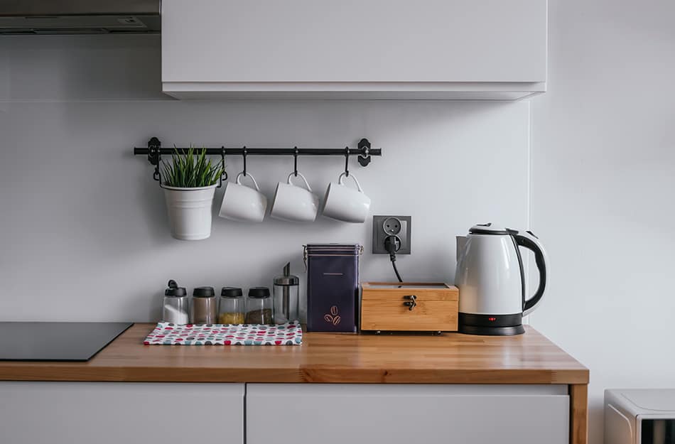 Keep kitchen countertop clean and simple with no spare details