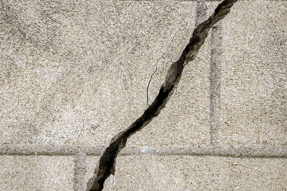 Diagonal Cracks in Concrete