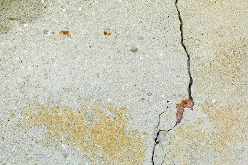 Vertical Cracks