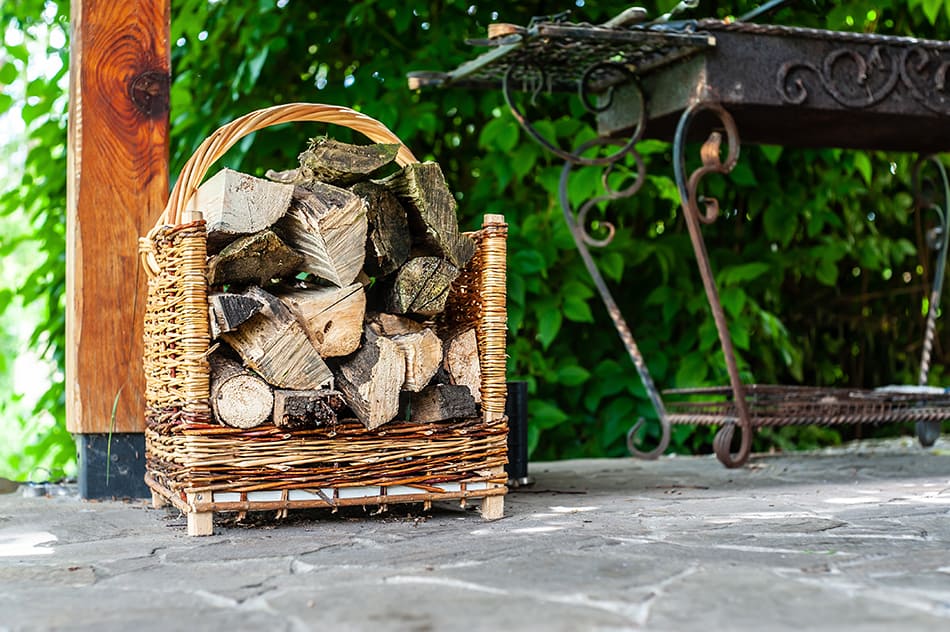 Wicker log carriers