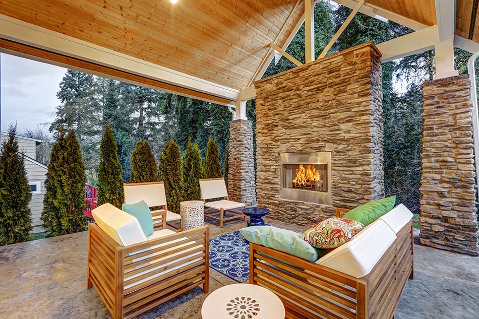 Vaulted Ceiling in a Stylish Patio