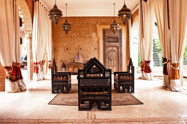 15 Egyptian Themed Room Decor Ideas to Make a Dramatic Statement Homenish