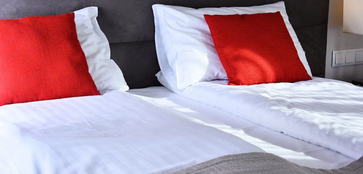 12 Chic Red Black White Bedding Sets, Red White And Blue Bedding Sets