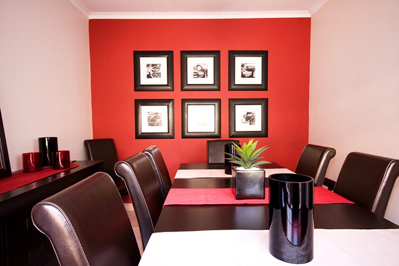 19 Visually Stunning Wall Decor Ideas for the Dining Room - Homenish