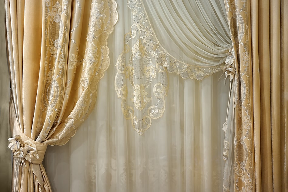 Curtains & Drapes