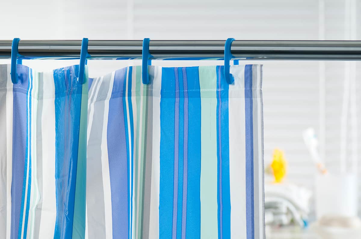 Hang An Attractive Shower Curtain