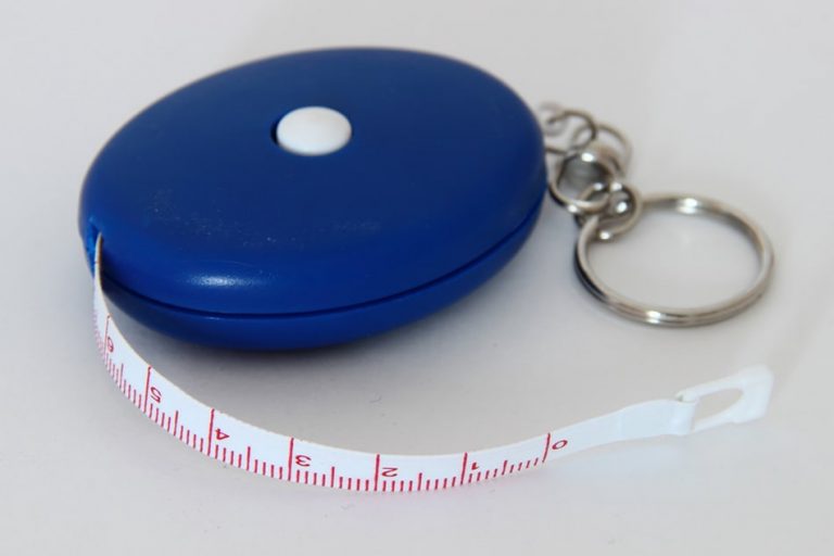 19 Different Types of Tape Measures (Popularity, Material, Features