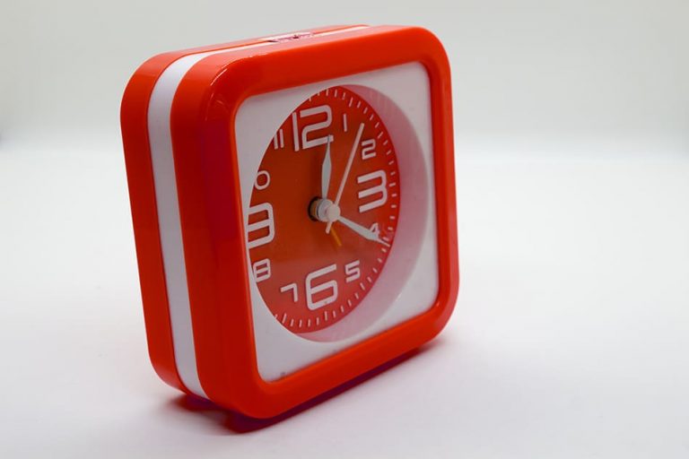 20 Different Types of Alarm Clocks Explained Homenish