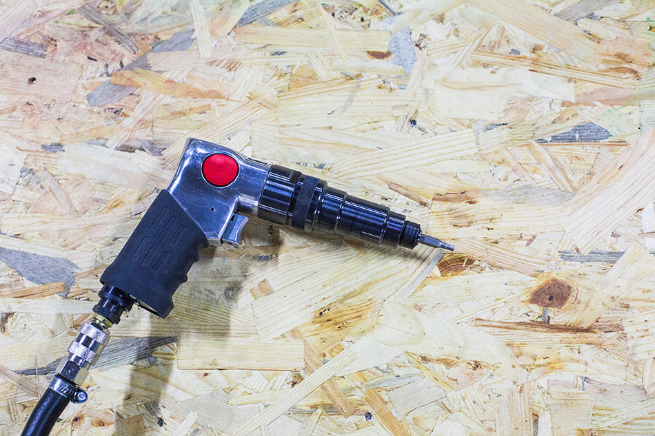 Pneumatic Screwdriver