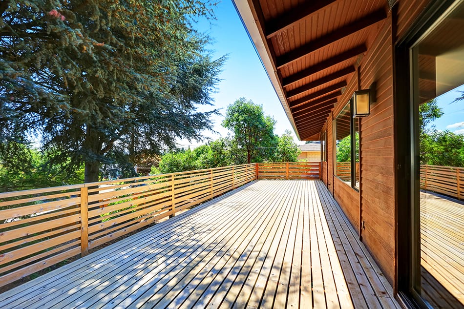 Wooden Porch with Horizontal Railings