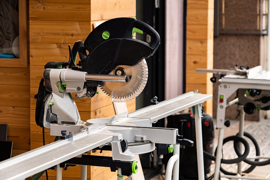 Compound Miter Saw