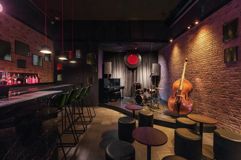 47 Amazing Basement Bar Ideas Homenish 47-amazing-basement-bar-ideas-homenish