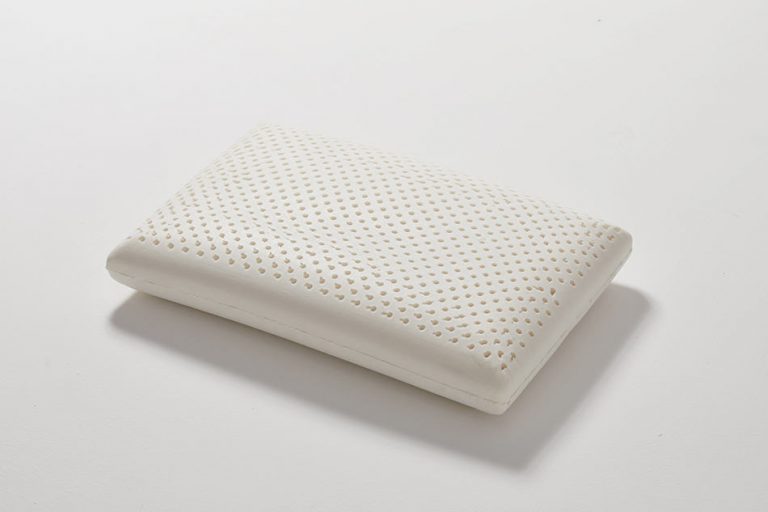 12 Different Types of Pillows with Descriptions and Pros/Cons Homenish