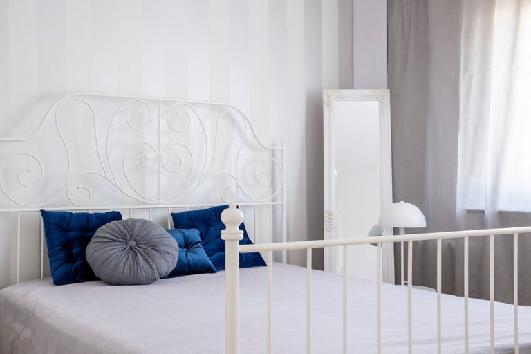 How Much Do Different Types of KingSize Beds Cost? Homenish