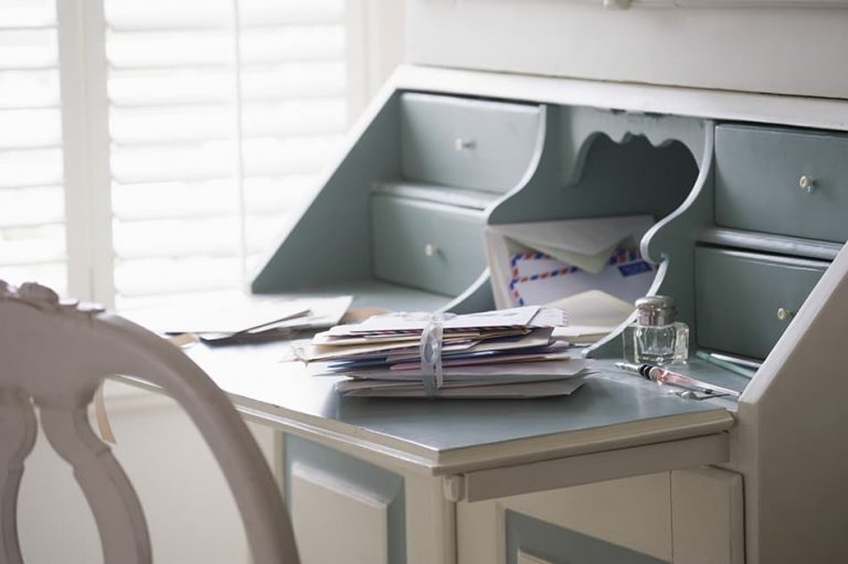 19 Different Types of Desks and Their Uses (Inc. Pictures) Homenish