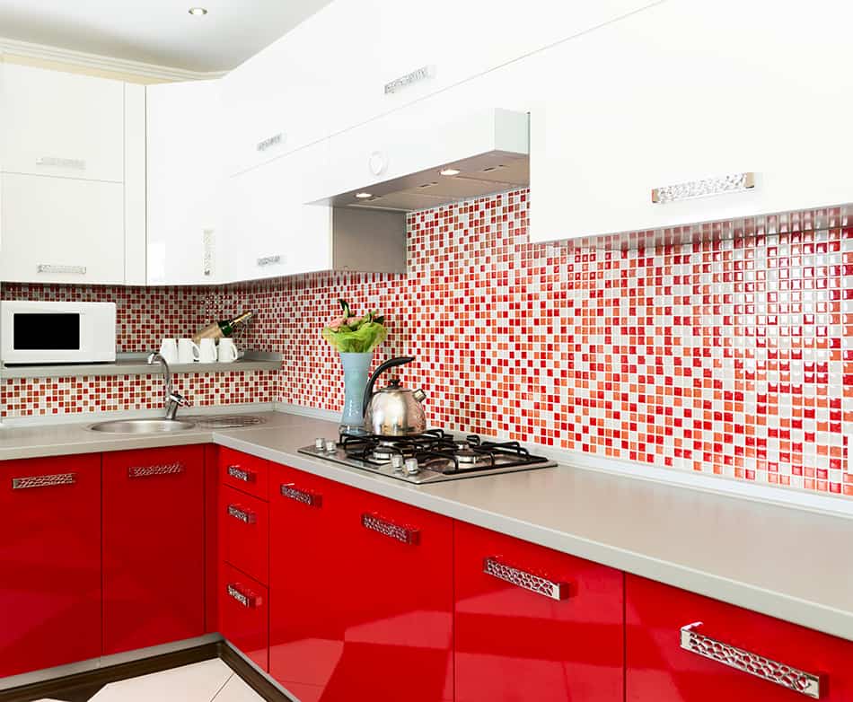 Backsplash mosaic tiles which contain both red and white