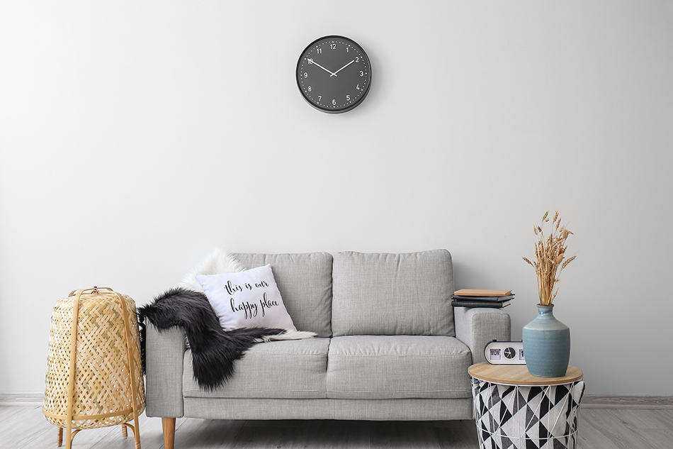 Best Wall Clocks To Hang In Living Room