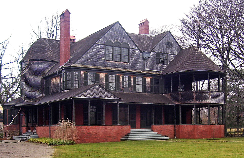 Isaac Bell House in New Port