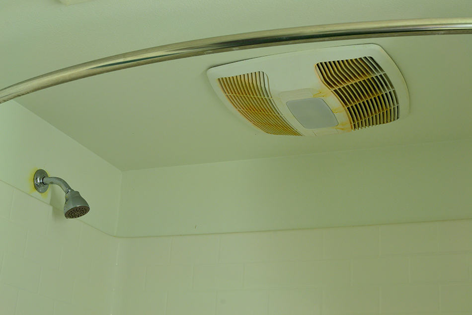 Bathroom Exhaust Fan Leaking Water When, How To Fix Bathroom Exhaust Fan Leaking Water