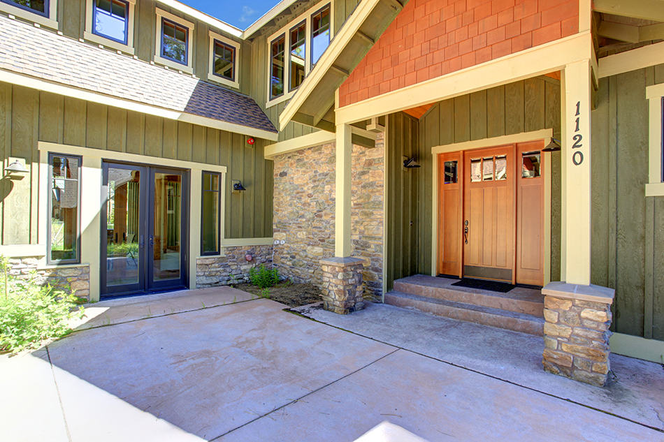 Best Front Door Colors for a Green House