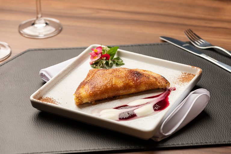 11 Types of Placemats and Their Uses Explained (with Photos) Homenish