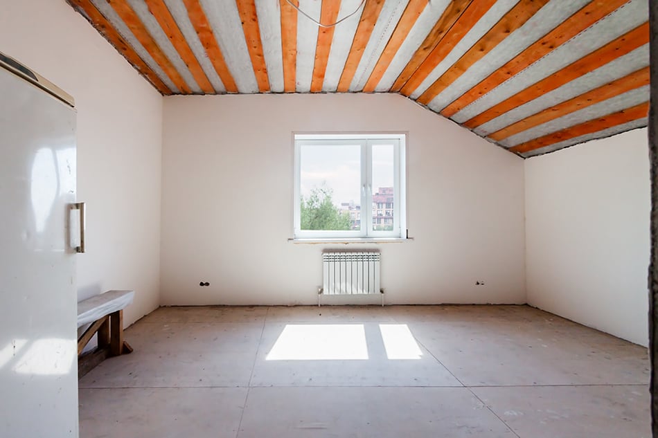 Painted Wooden Plank Ceiling