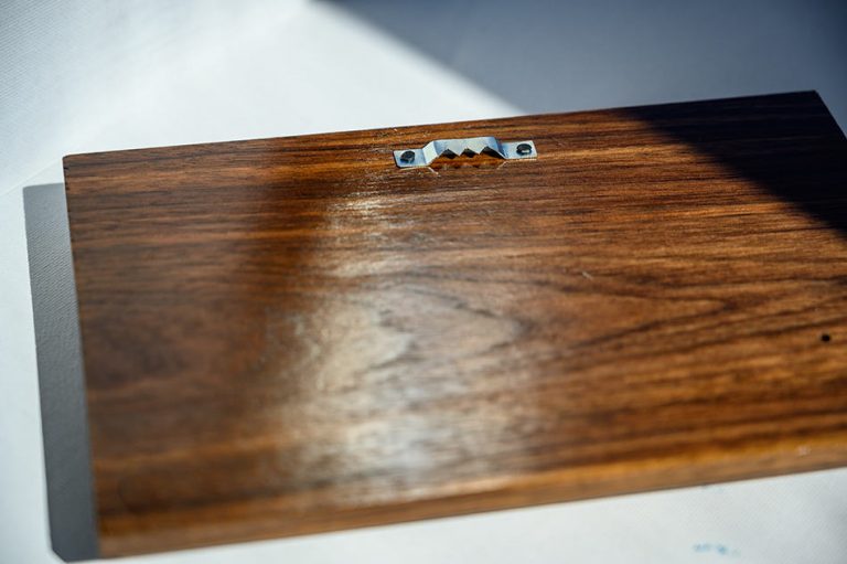 10 Types of Picture Hangers (Photos Included) Homenish