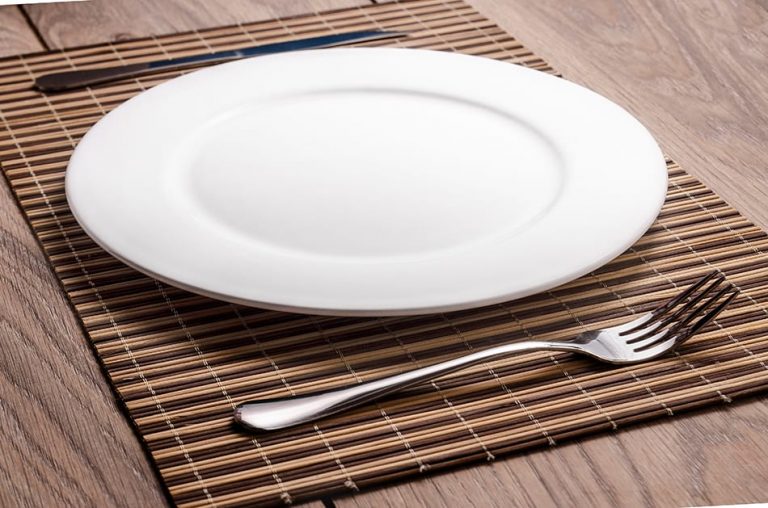 11 Types of Placemats and Their Uses Explained (with Photos) Homenish