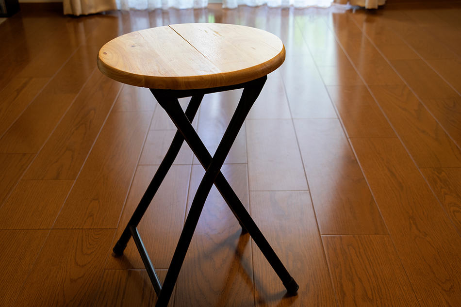 Folding Bar Stool