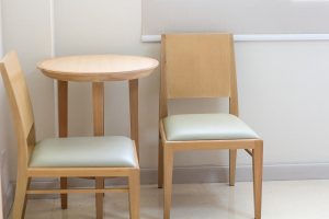 17 Different Types of Dining Room Chairs (Styles, Frame Materials, Seat