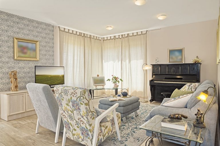 Can You Mix Leather And Fabric Furniture? Homenish