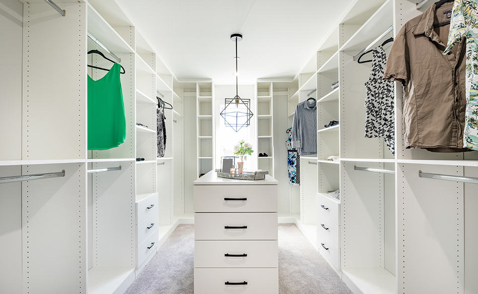 Best Colors to Paint Walk-in Closets