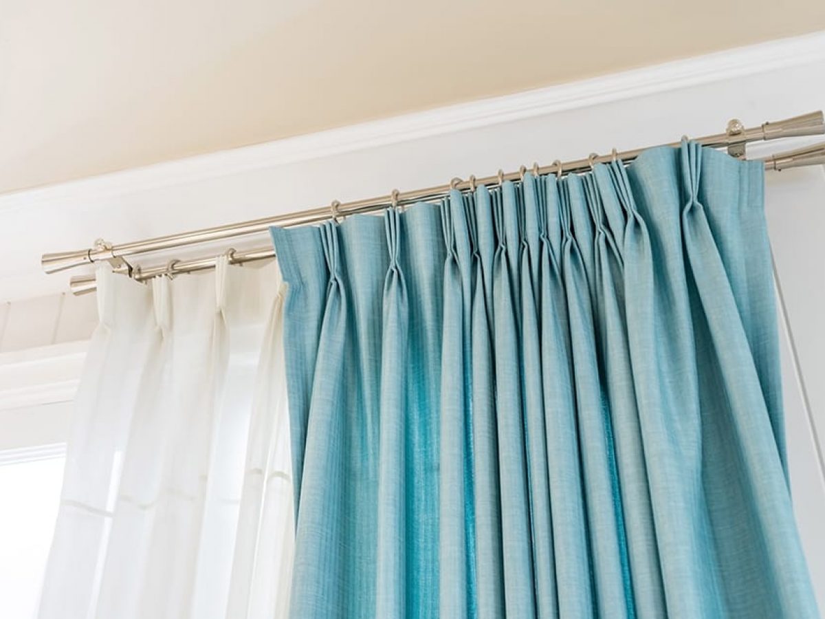 How To Hang Pinch Pleat Curtains With Clips