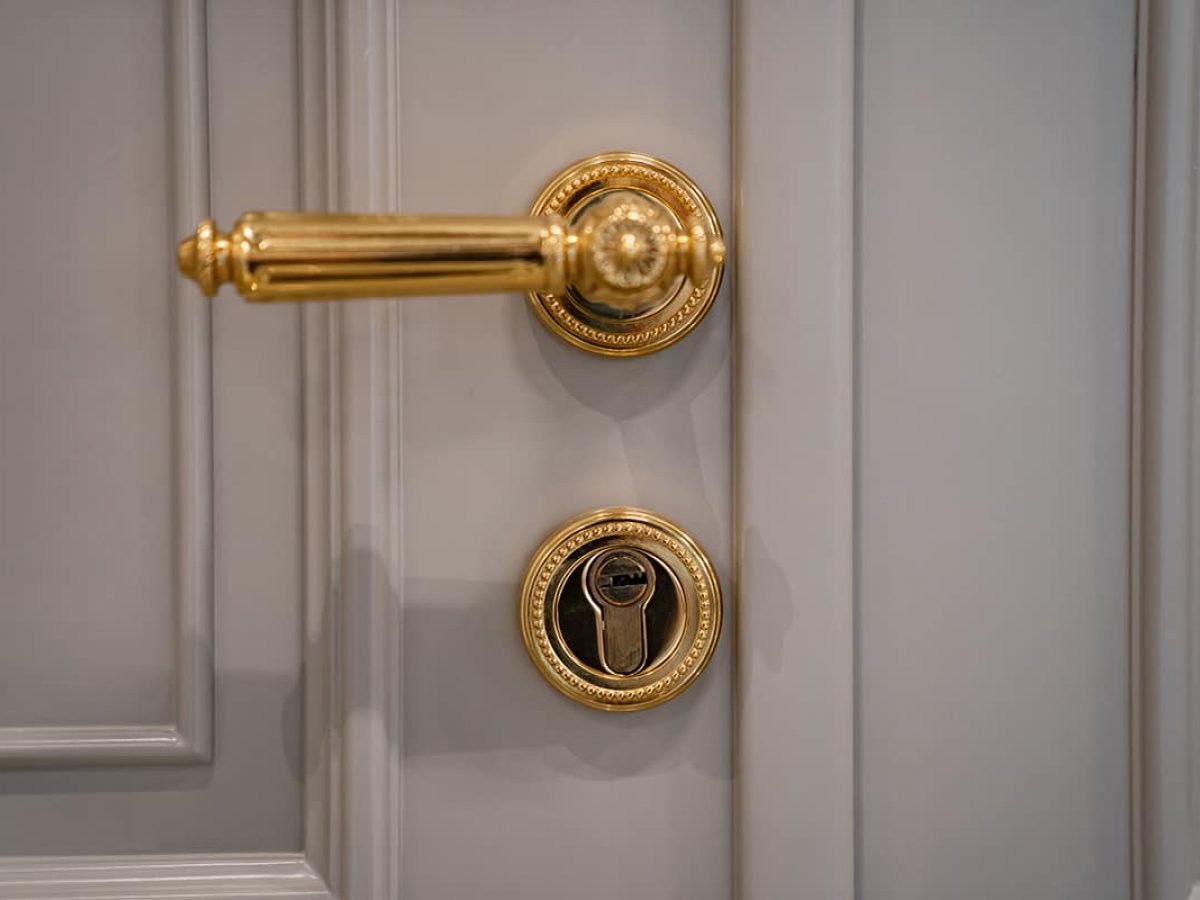 What Color Door Knob Goes With A White Door 7 Classy Ideas Homenish What Color Door Knob Goes With A White Door 7 Classy Ideas Homenish