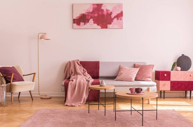 12 Captivating Burgundy Living Room Decor Ideas