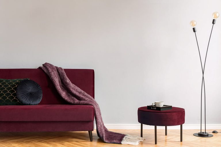 12 Captivating Burgundy Living Room Decor Ideas