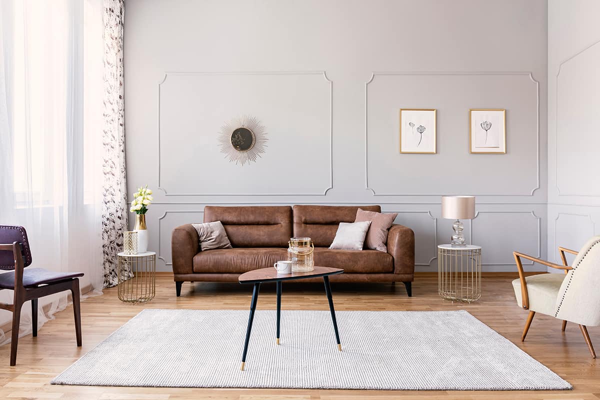 What Color Walls Go with Brown Sofa? 15 Striking Choices