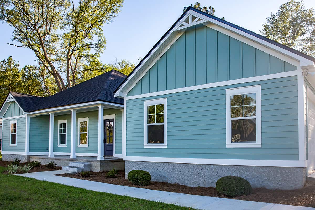 Use two or three exterior accent colors for small homes' siding