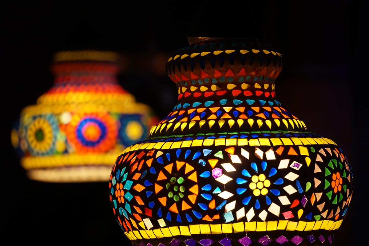 Hang Exotic Lanterns