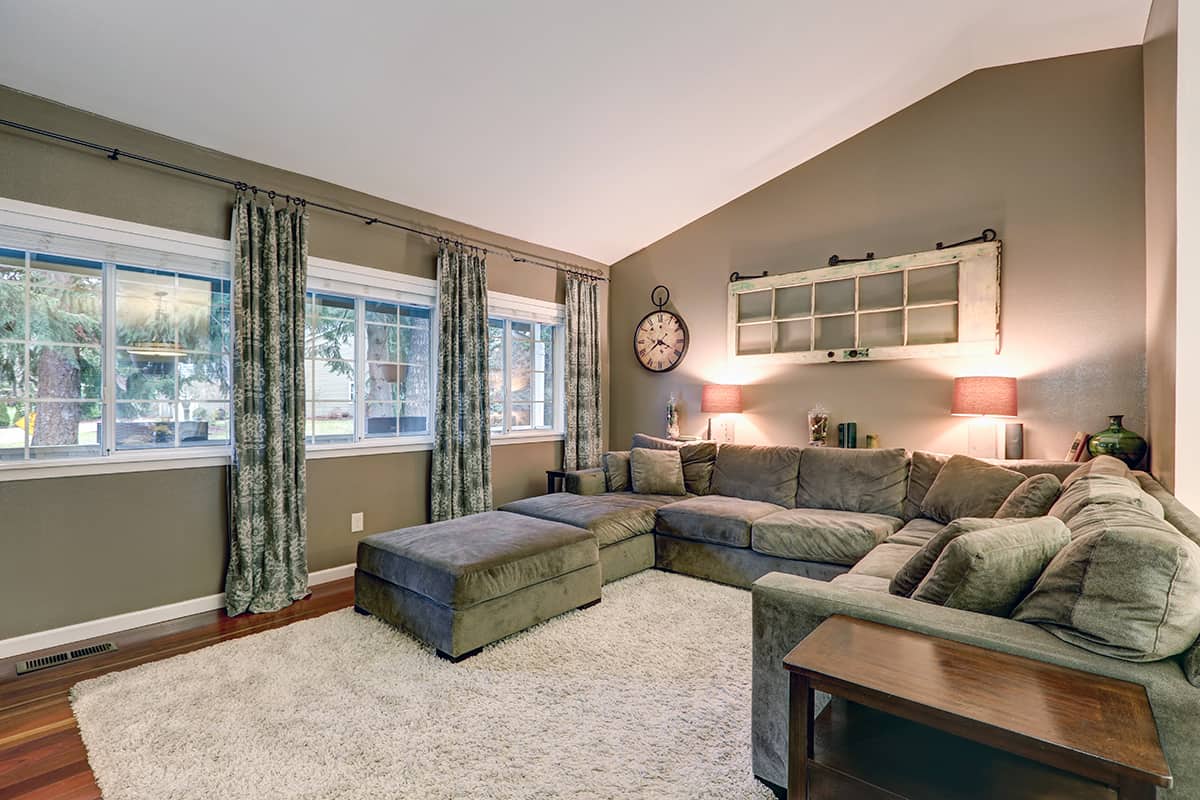 Horseshoe Sectional in Comfy Living Room
