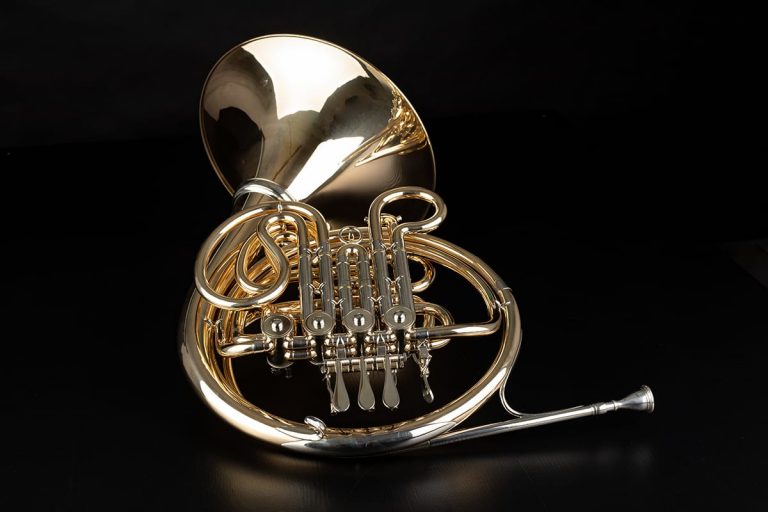 Antique Brass vs. Polished Brass What Are the Differences? Homenish