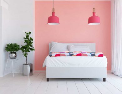 When it comes to deciding on a trendy bedroom color, you’ll no doubt find it extremely confusing to choose. But there is one particular shade that has stood the test of time: coral. This attractive color evokes joyful vibes, thus no wonder it’s made a comeback. A relaxing coral bedroom is perfect for creating a soothing interior as this color is associated with tranquility and comfort.