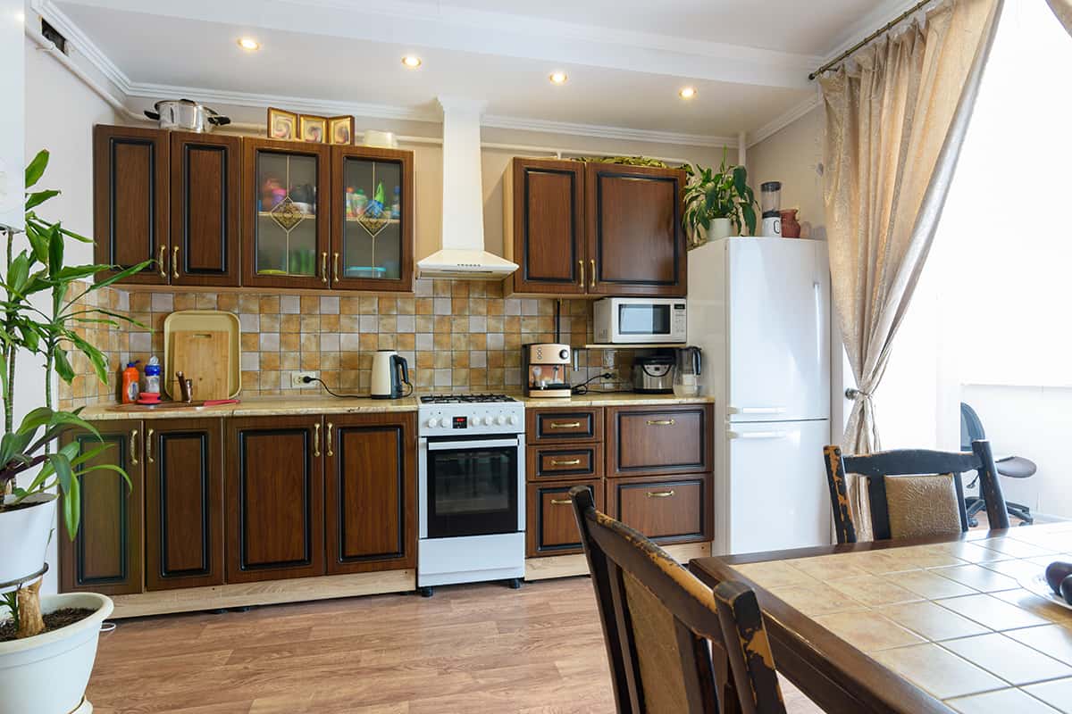 Traditional Small Kitchen Layout