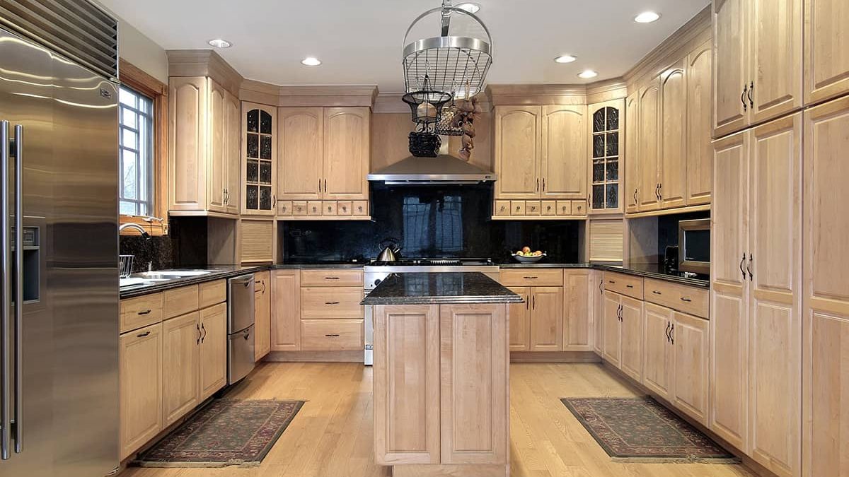 What Color Backsplash Goes With Oak Cabinets Homenish Color Backsplash Goes With Oak Cabinets, Whitewashing Dark Oak Cabinets