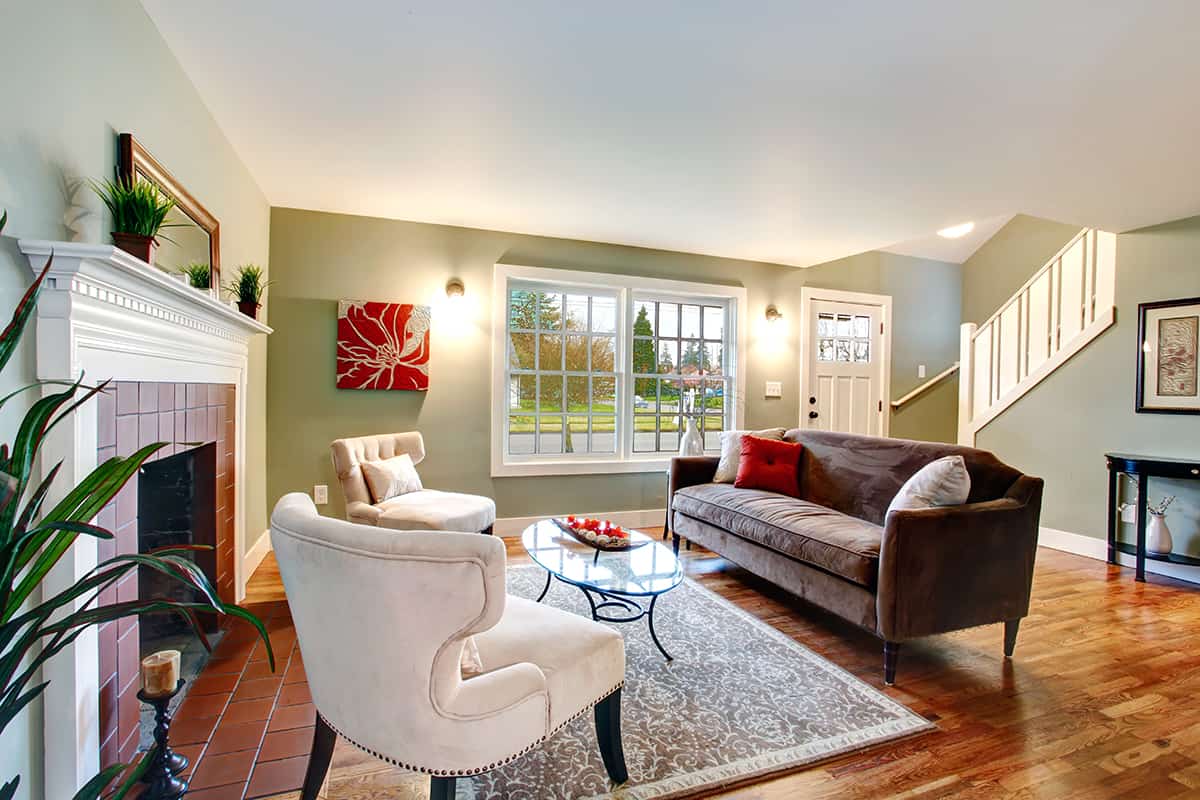 White Ceiling with Green Walls