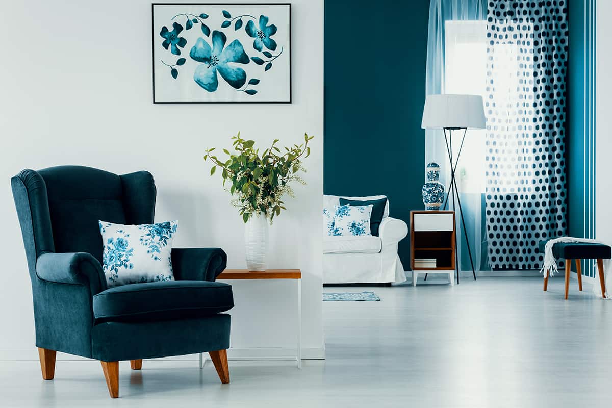 Floral Design blue couch